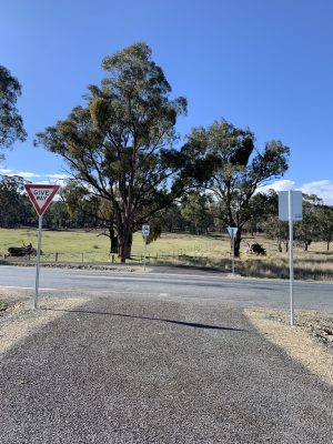 Wagga Road crossing on the Rail Trail